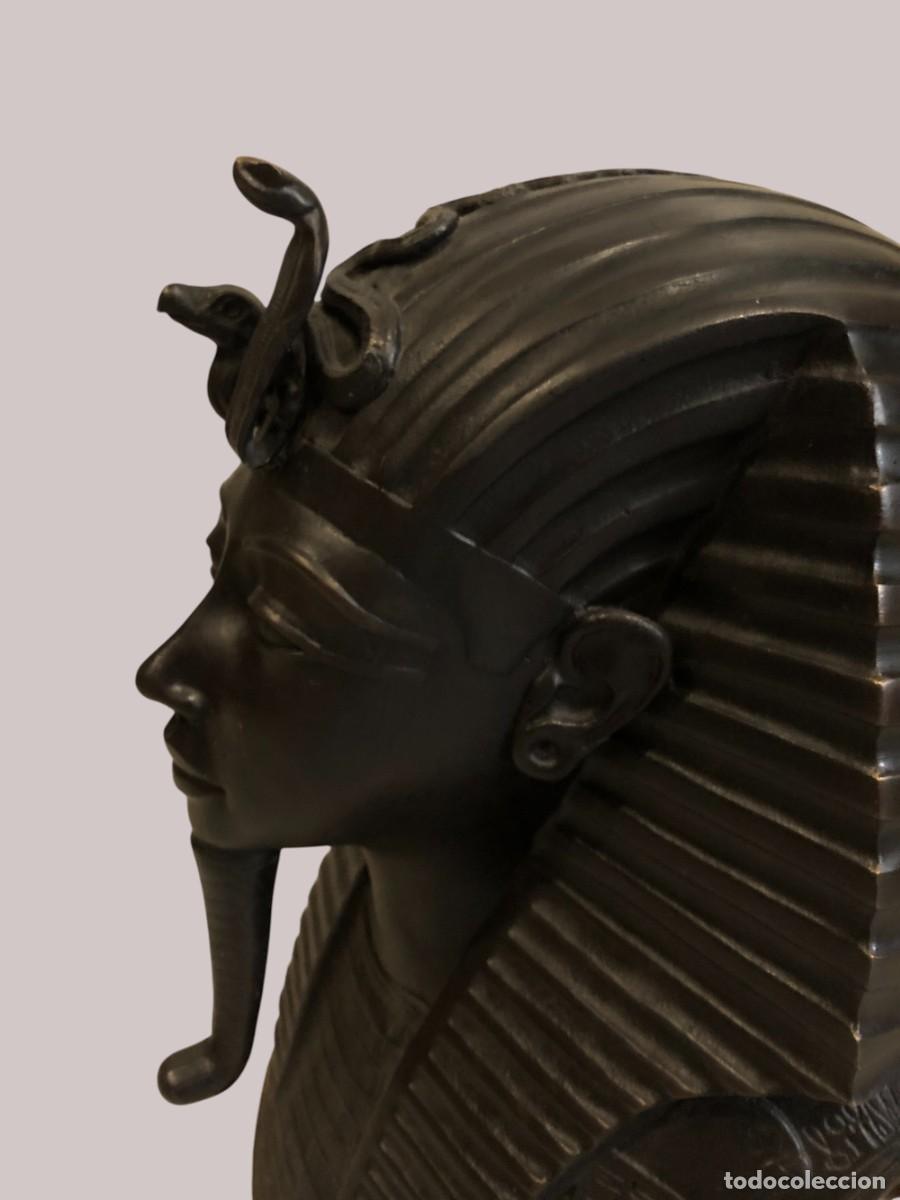 Arte: gran busto de tutankamon en bronce - Foto 7