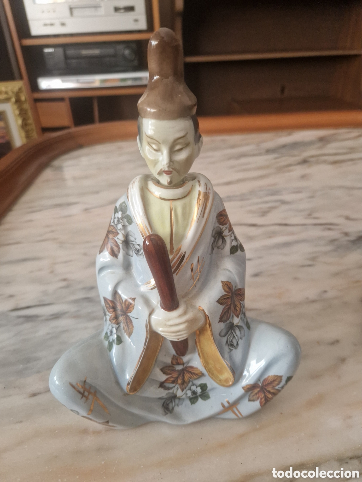 Arte: Figuras Porcelana con movimiento de cabeza afirmativo