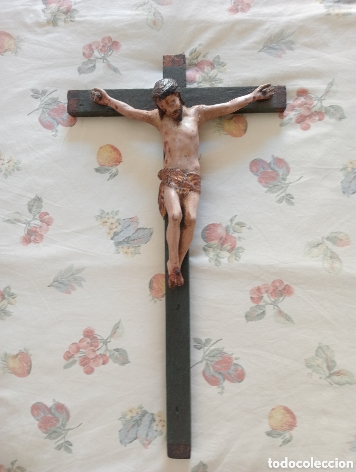 Arte: Cristo en talla de madera con policrom&iacute;a