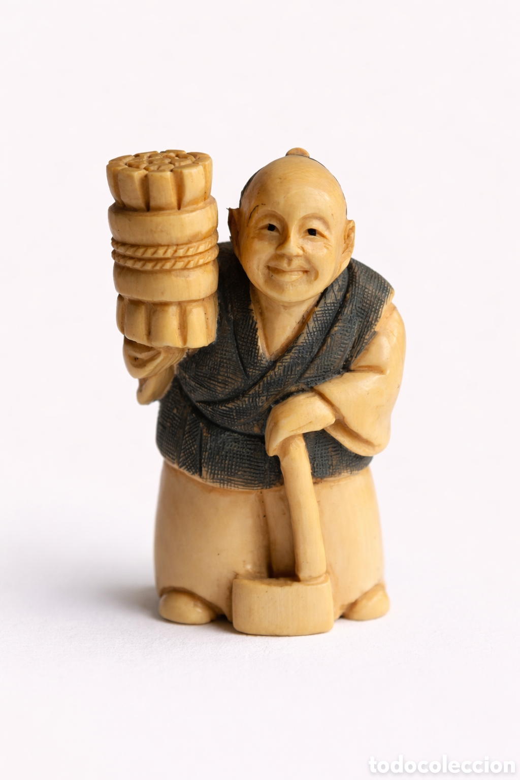 Arte: Netsuke japon&eacute;s antiguo tallado en marfil &ndash; firmado