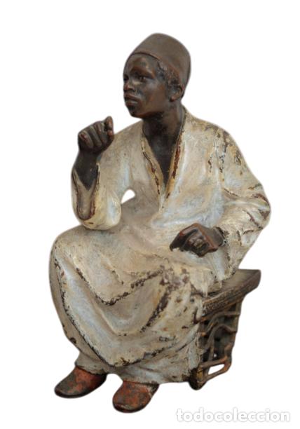 Kunst: FRANZ XAVER BERGMANN 1861-1936. JOVEN SENTADO EN TABURETE