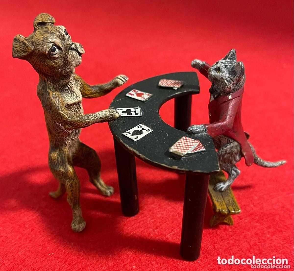 Art: CONJUNTO BRONCE VIENA PERRO Y GATO JUGANDO AL POKER.