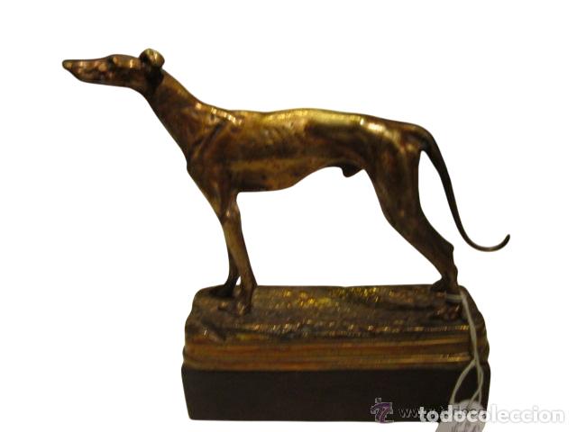 Art: ESCULTURA EN BRONCE FIRMADA POR JULES MOIGNIEZ (1835-1894)