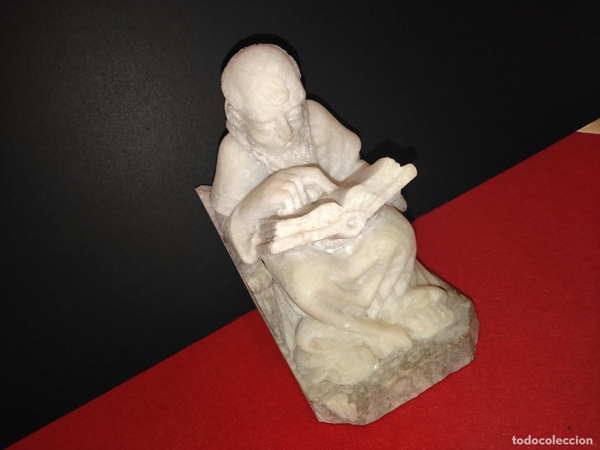 Art: FRAILE LEYENDO LIBRO EN SU SILLON,TRABAJO REALIZADO EN ALABASTRO A&Ntilde;OS 60/70,MIRAR FOTOS.