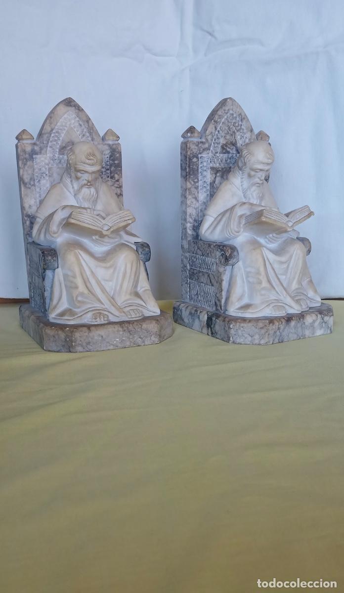 Arte: Pareja de Sujetalibros - Monje sentado, m&aacute;rmol natural y alabastro. Ver descripci&oacute;n y las fotos!