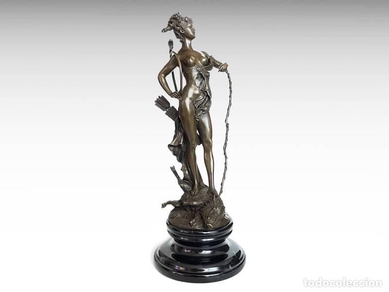 Arte: Escultura de bronze - Diana; a deusa da ca&ccedil;a / &Aacute;rtemis (2081)