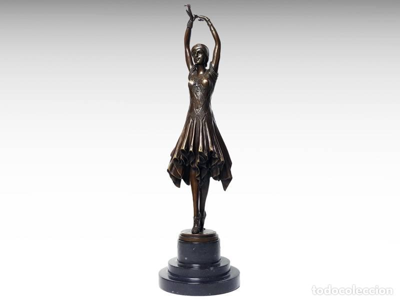 Arte: Escultura de bronze - Dan&ccedil;arina de bal&eacute; moderna (2075)