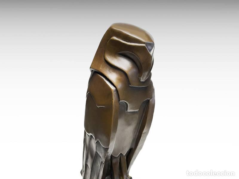 Arte: Escultura de bronze - Coruja (1242)