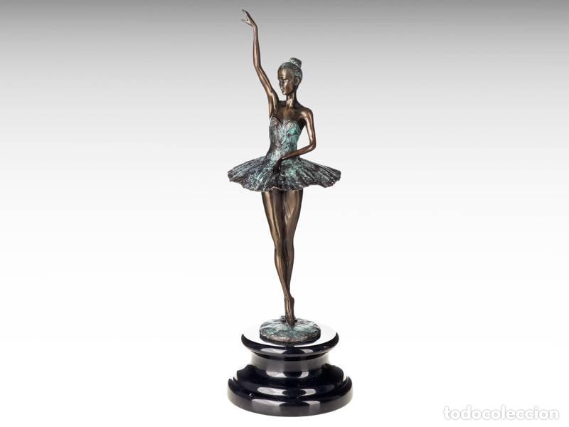 Arte: Escultura de bronze - Dan&ccedil;arina de bal&eacute; (1189)