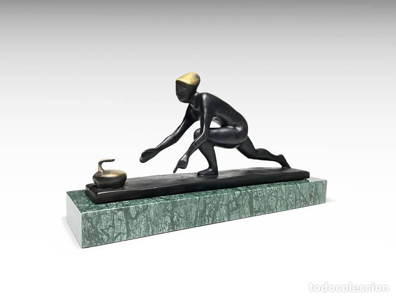 Art: Escultura de bronze - Jogador de curling (1167)