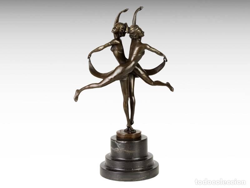 Arte: Escultura de bronze - Irm&atilde;s dan&ccedil;antes (1174)