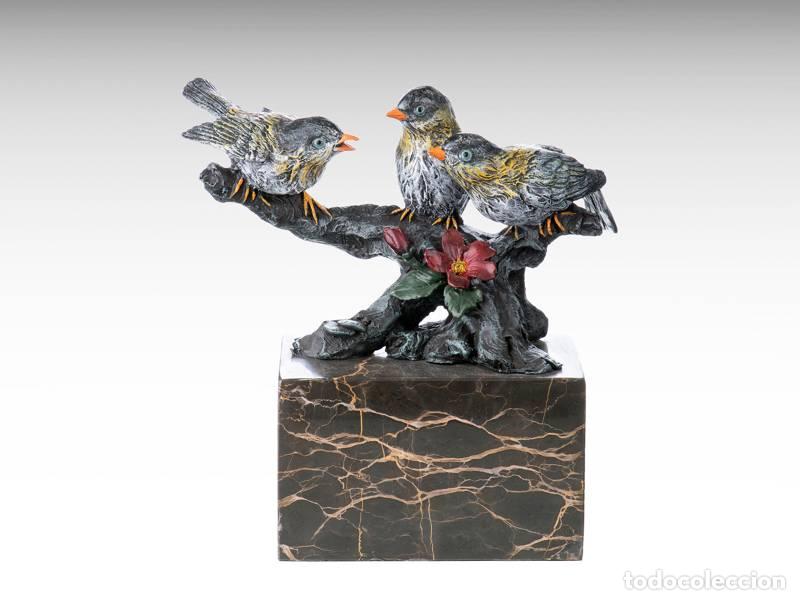 Arte: Escultura de bronze - P&aacute;ssaros de um galho (1164)