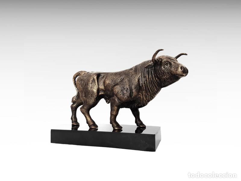Kunst: Escultura de ferro fundido - Touro (1498)