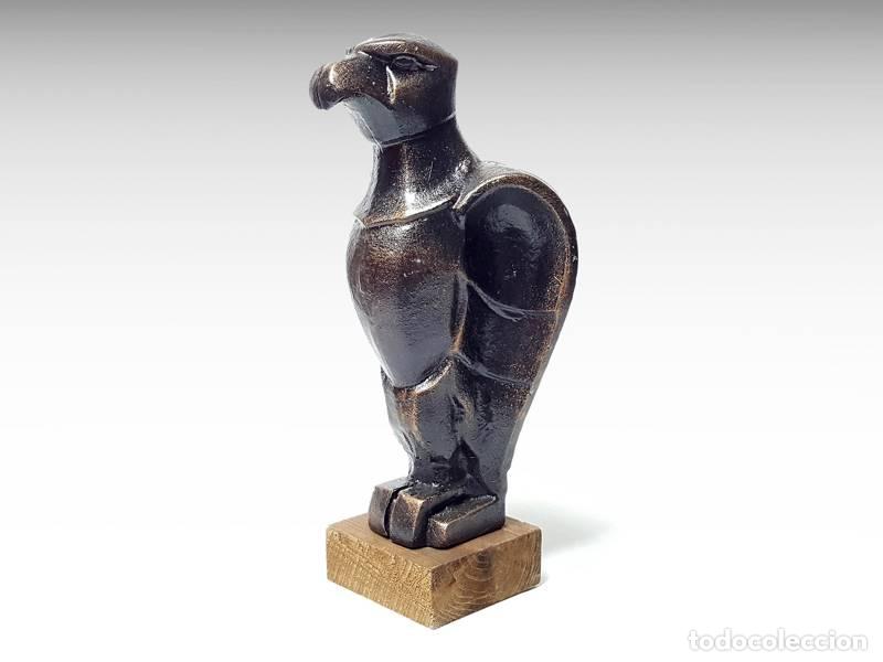 Arte: Escultura de ferro fundido - &Aacute;guia alem&atilde; - Art Deco (2125)