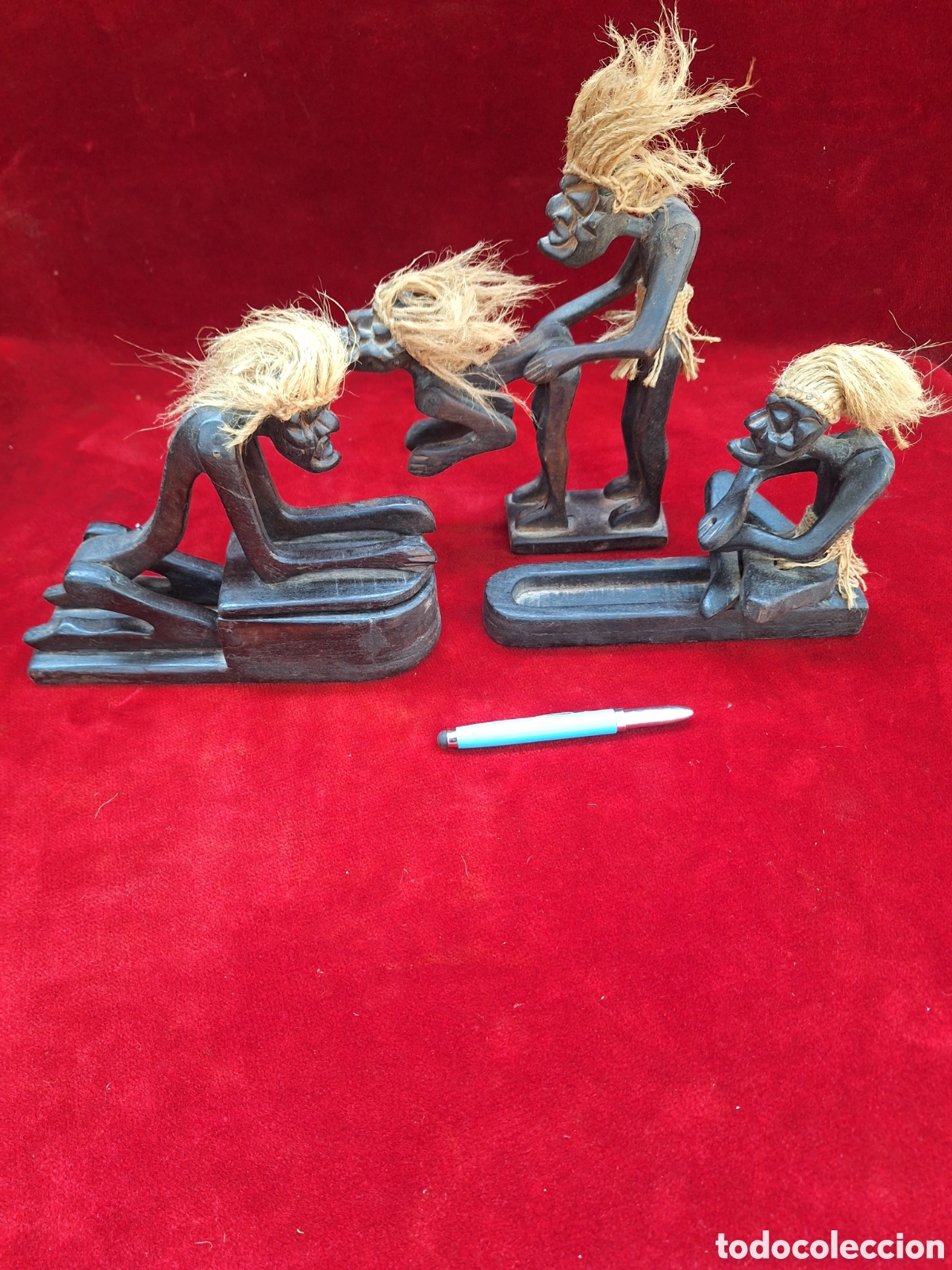Arte: Lote 3 esculturas tribales tallados en madera ebonizada! Acto erotico,portainciensos y guardajoyas!