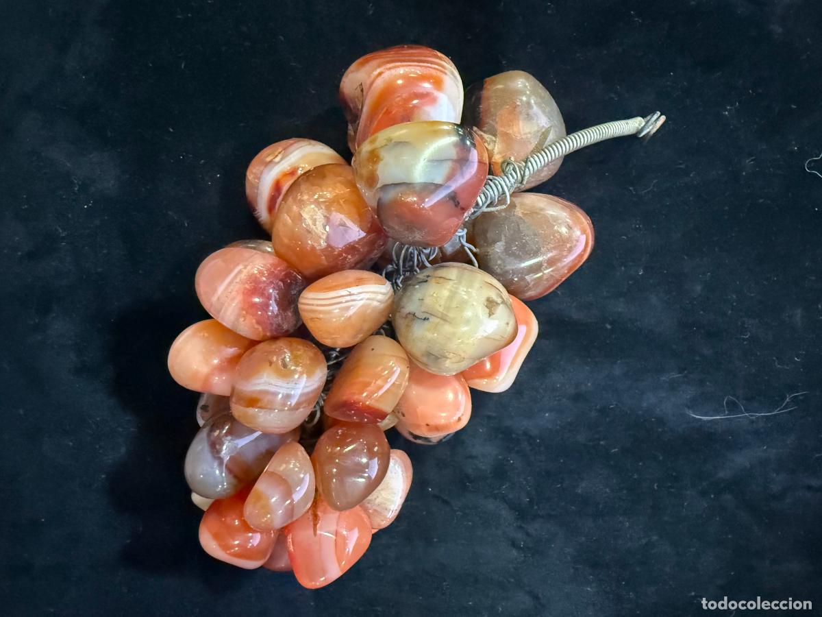 Arte: RACIMO DE UVA REALIZADO EN PIEDRA ORIGINAL - MEDIDA 13 CM