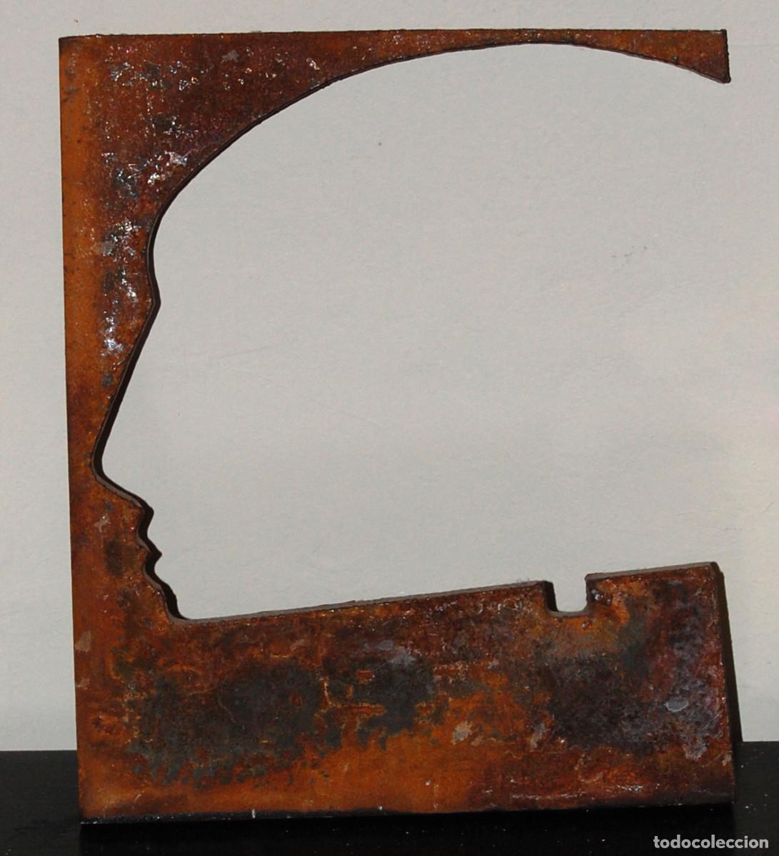 Kunst: Llu&iacute;s Vil&agrave; i vendrell - escultura - hierro kortex - Navegant 27 cm x 30 cm