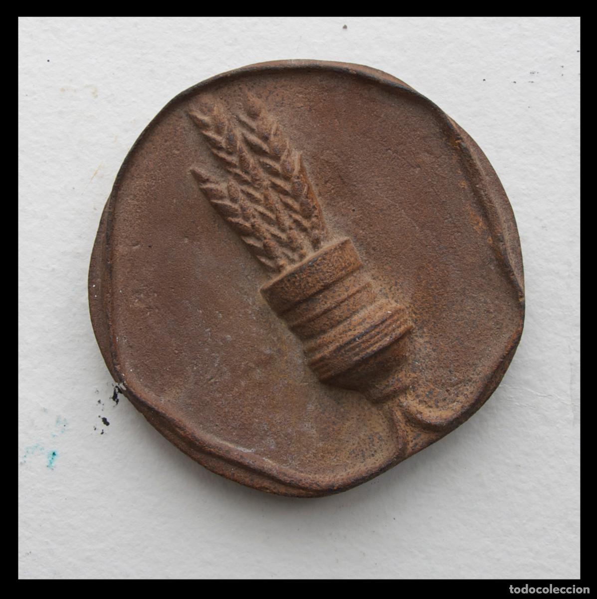 Kunst: Llu&iacute;s Vil&agrave; i vendrell - escultura - hierro fundido - fundaci&oacute; coromina