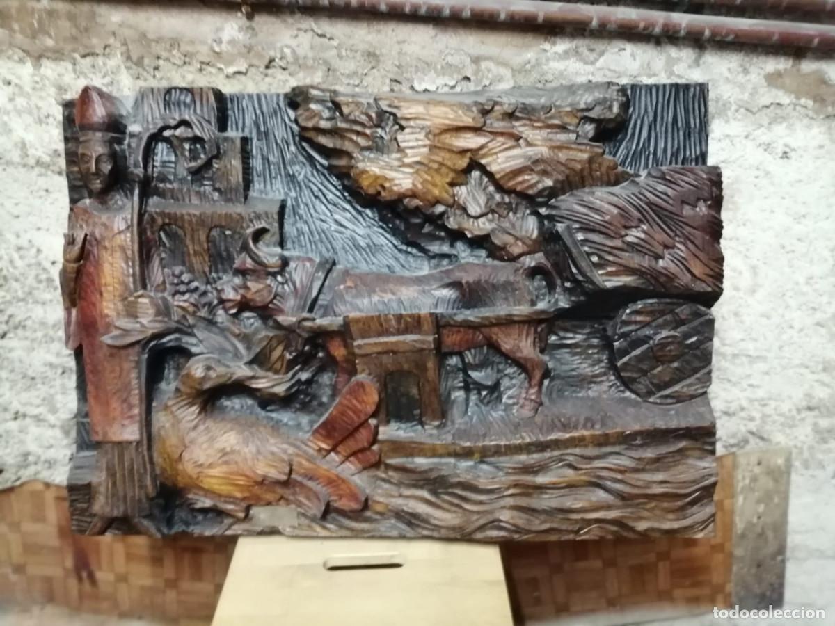 Arte: Relieve de madera tallada a mano - Motivo sobre ba&ntilde;olas - banyoles 1976 - 155 x 90 cm.