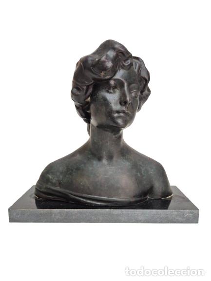 Arte: Preciosa Escultura de Bronce Art Nouveau - Busto Femenino - Peana de M&aacute;rmol