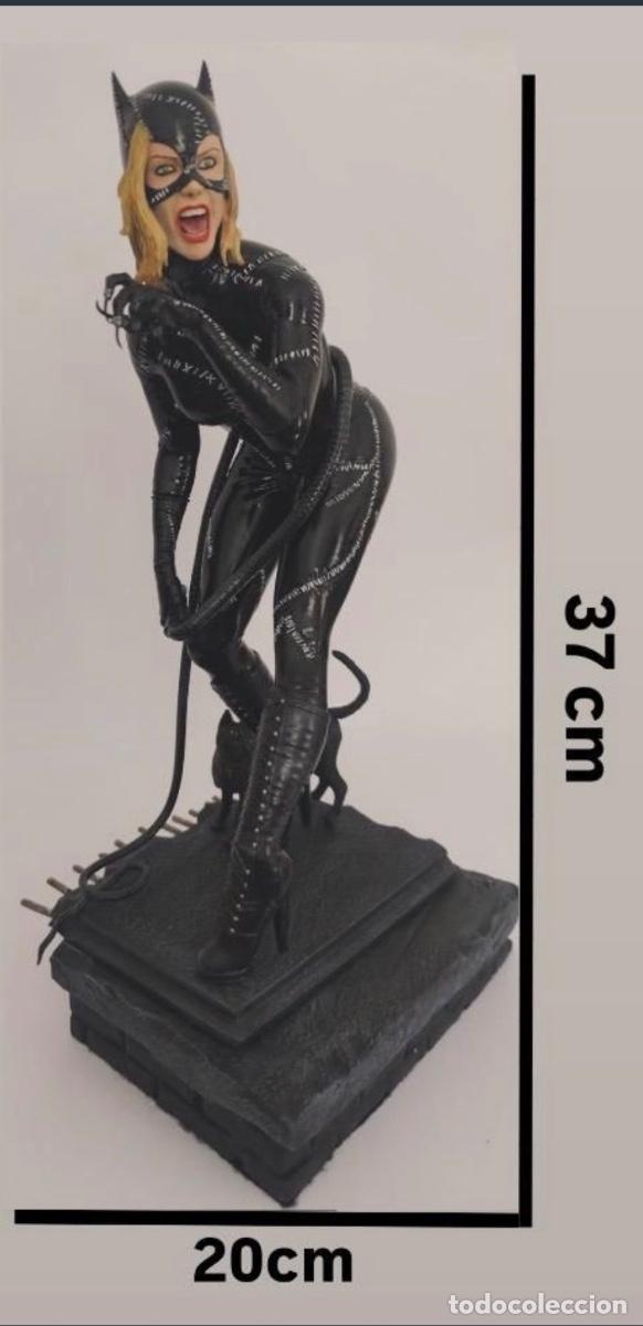 Arte: Figura 3D Catwoman Michelle Pfeiffer 1992 (37 cm)
