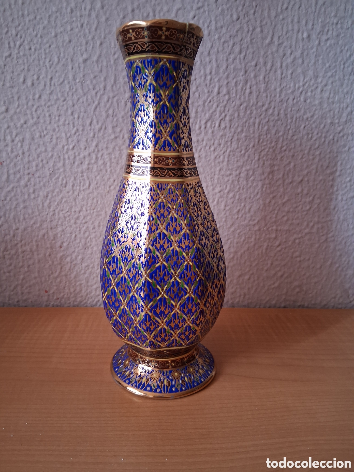 Arte: Jarr&oacute;n tailand&eacute;s Benjarong - Vangtal - Porcelana pintada a mano y Oro 12K -