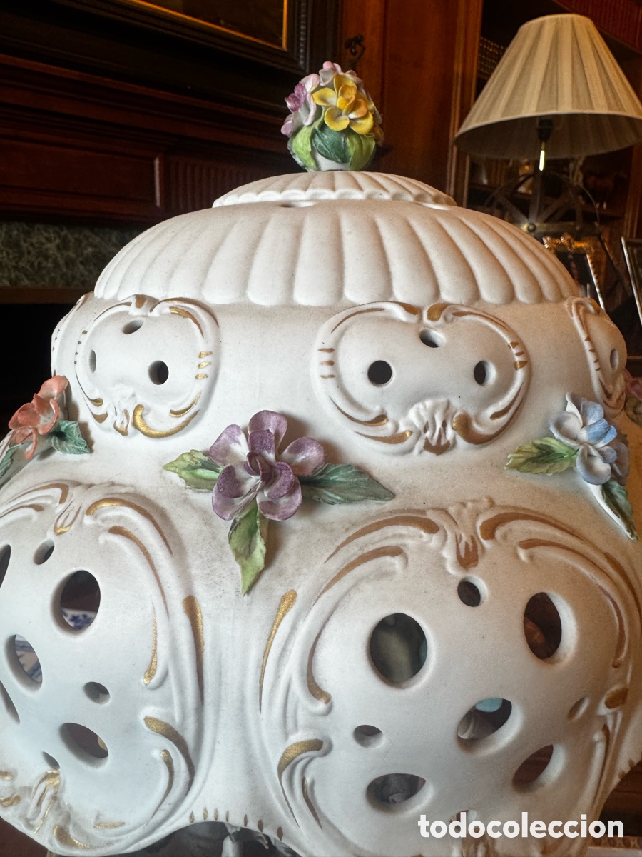 Arte: Dos l&aacute;mparas Capodimonte - Foto 6