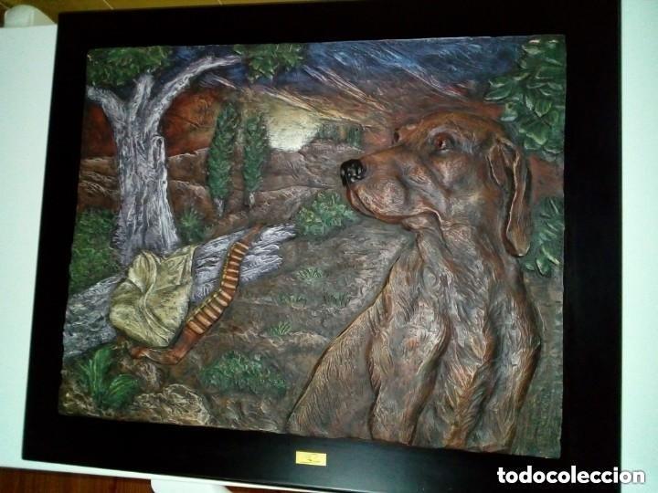 Arte: CUADRO DE ARTE ROMERA DE RESINA DE ALTA DENSIDAD SOBRE PEANA A&Ntilde;O 1993