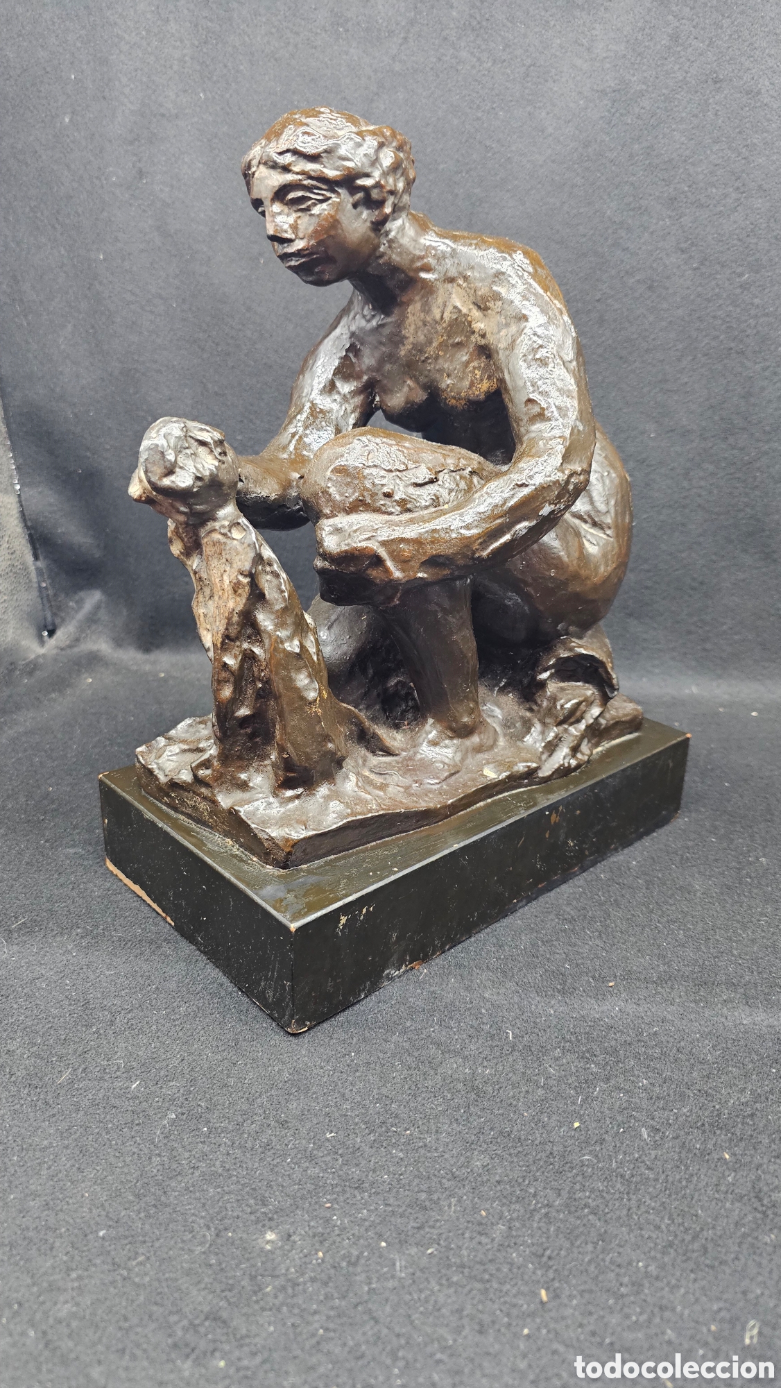 Arte: Antigua escultura de terracota firmada RENOIR