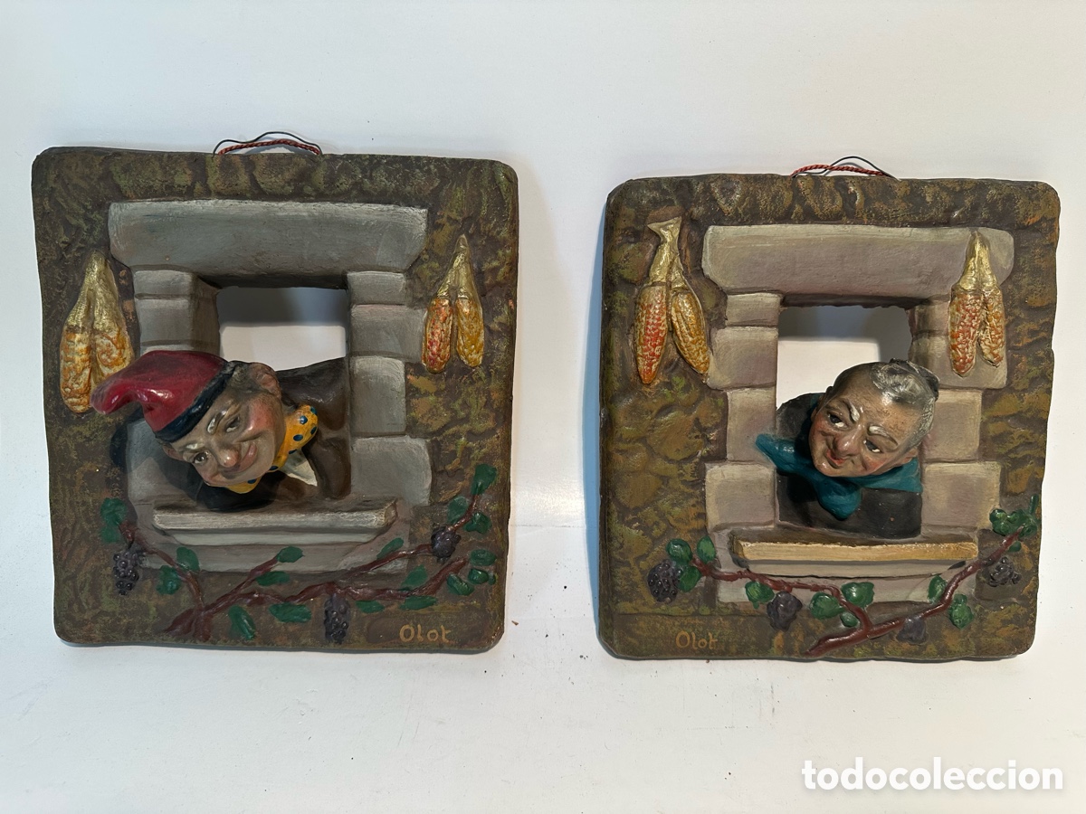 Arte: PRECIOSA PAREJA PLAFONES DE TERRACOTA ATRIBUIBLES A IGNASI BUXO, OLOT.