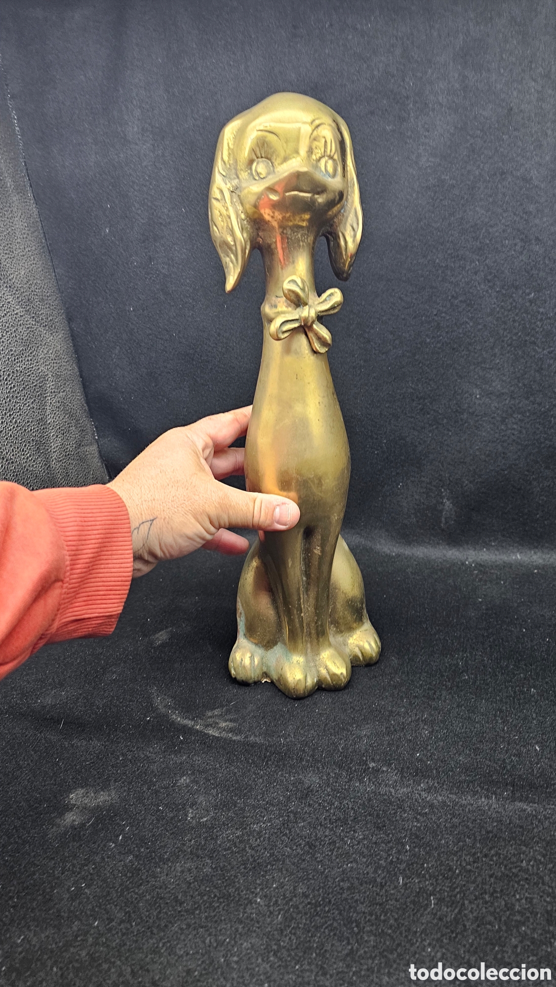 Arte: Escultura perrito de bronce