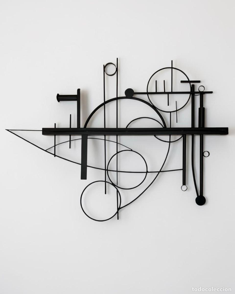 Arte: Escultura brutalista para pared en hierro 1970