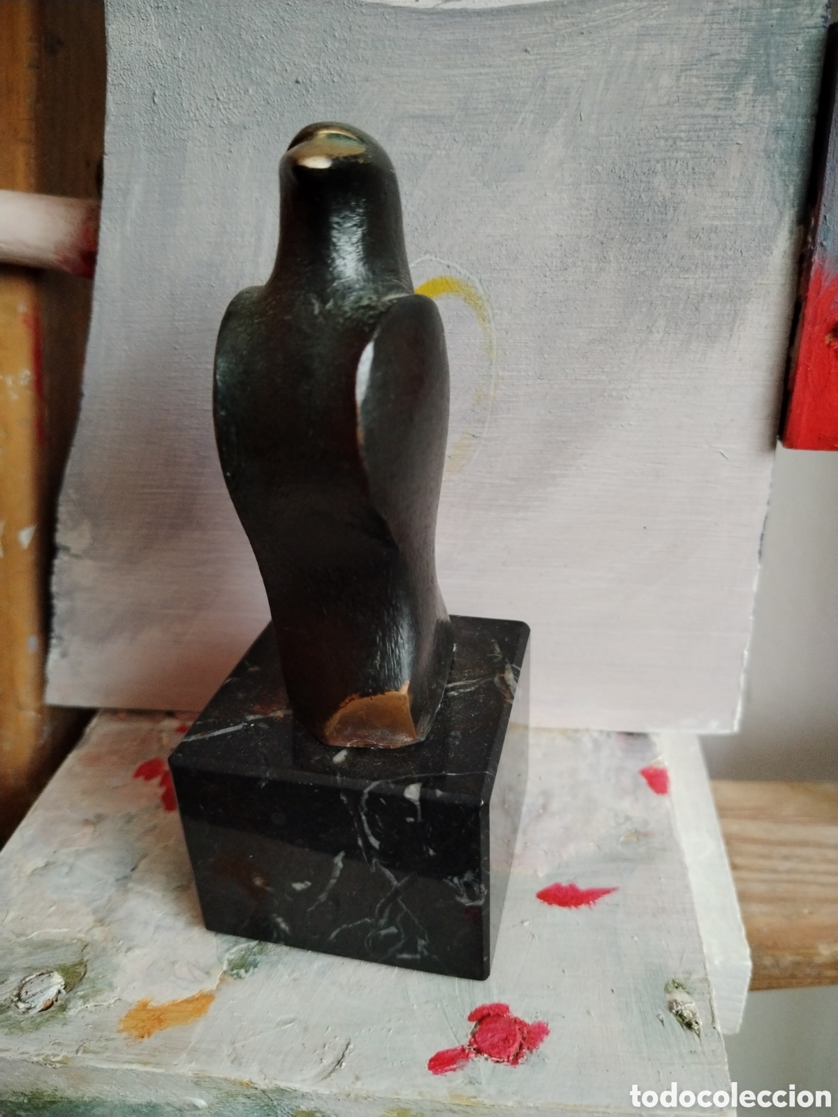 Arte: Alfonso Amaya. &Aacute;guila Real. Bronce firmado y numerado.