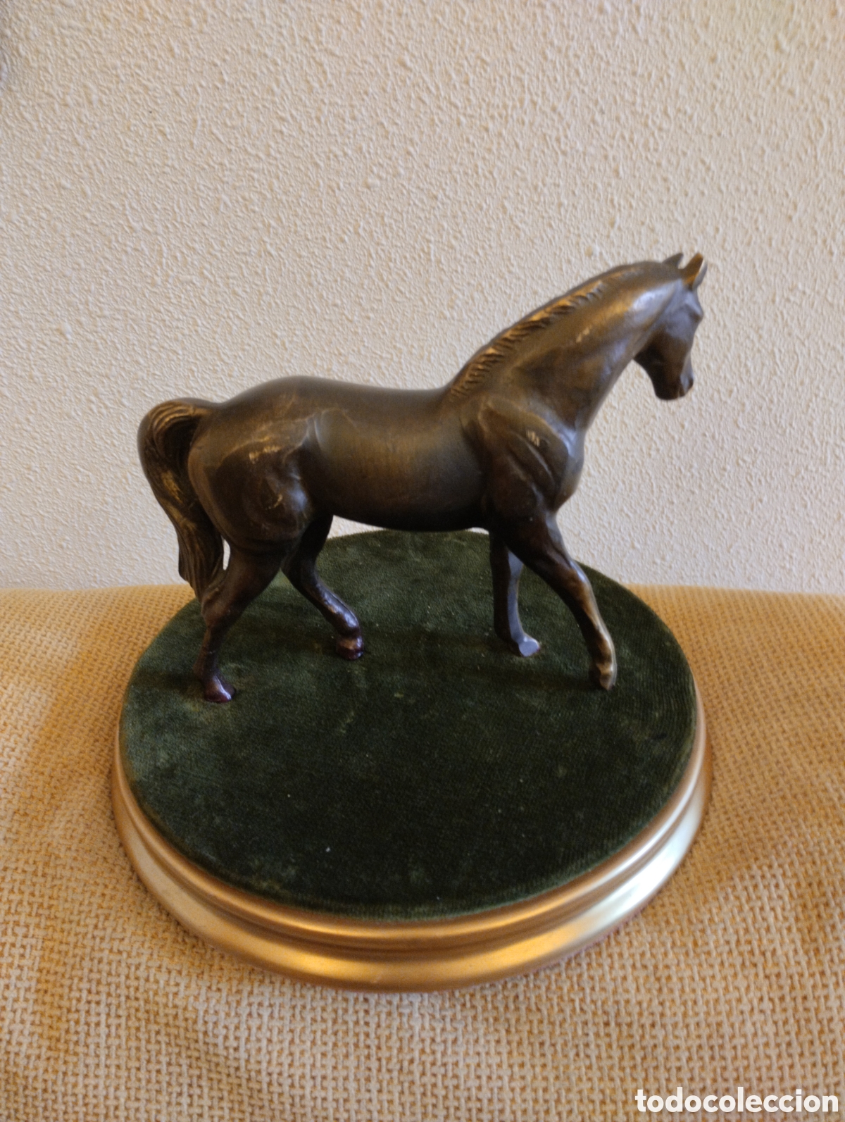 Arte: Caballo bronce sobre peans - Foto 3