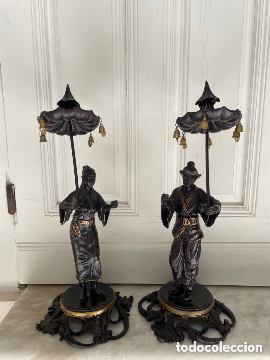 Arte: Pareja de figuras bronce asi&aacute;ticas siglo XX