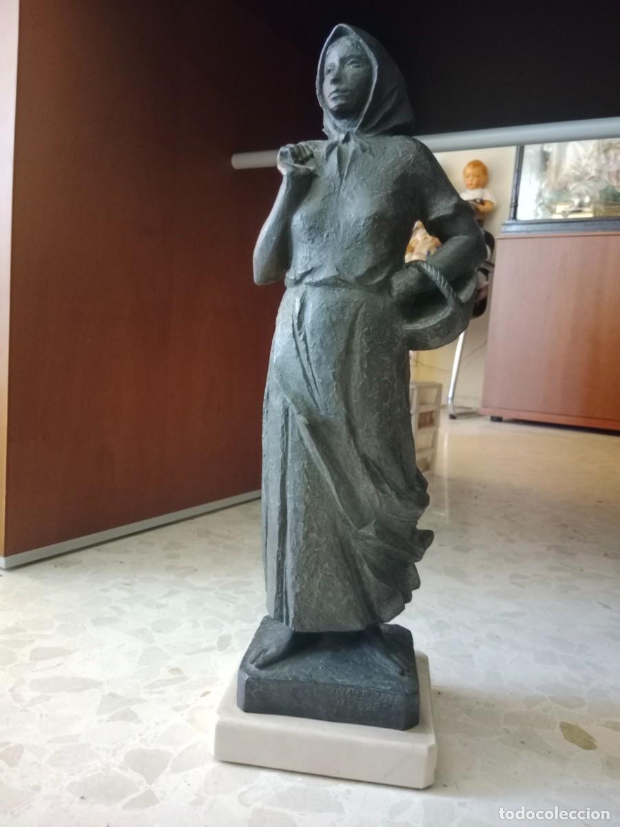 Arte: PRECIOSA ESCULTURA EN BRONCE A LA CERA PERDIDA ESC. VALENCIANO SILVESTRE DE EDETA - MUJER AL MERCADO