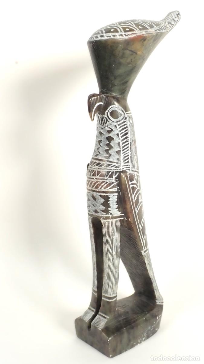 Arte: Escultura Halc&oacute;n Horus Piedra Egipto 29cm