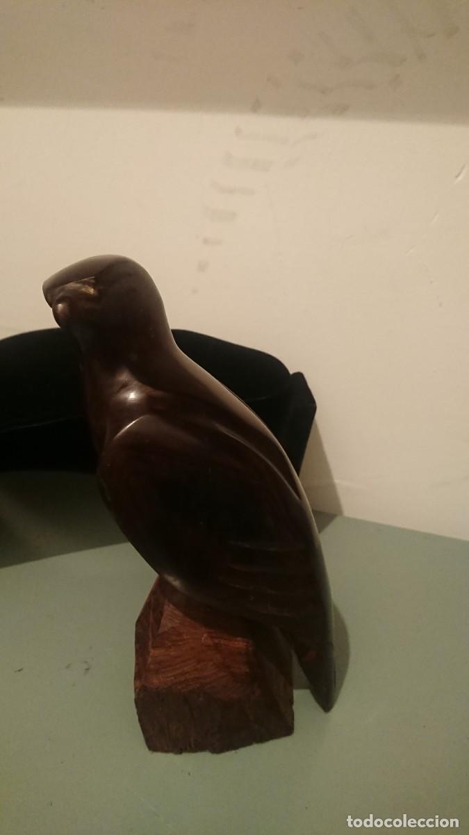 Arte: &Aacute;guila tallada en madera maciza - Foto 3