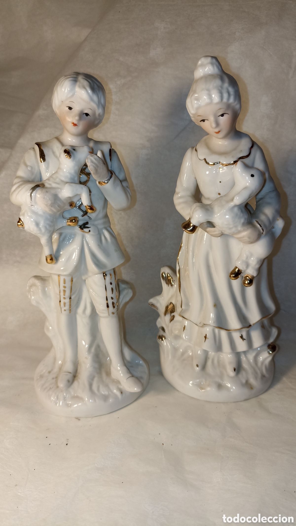 Arte: Pareja Figuras Porcelana Vintage - Pastores con Cordero (22 cm)