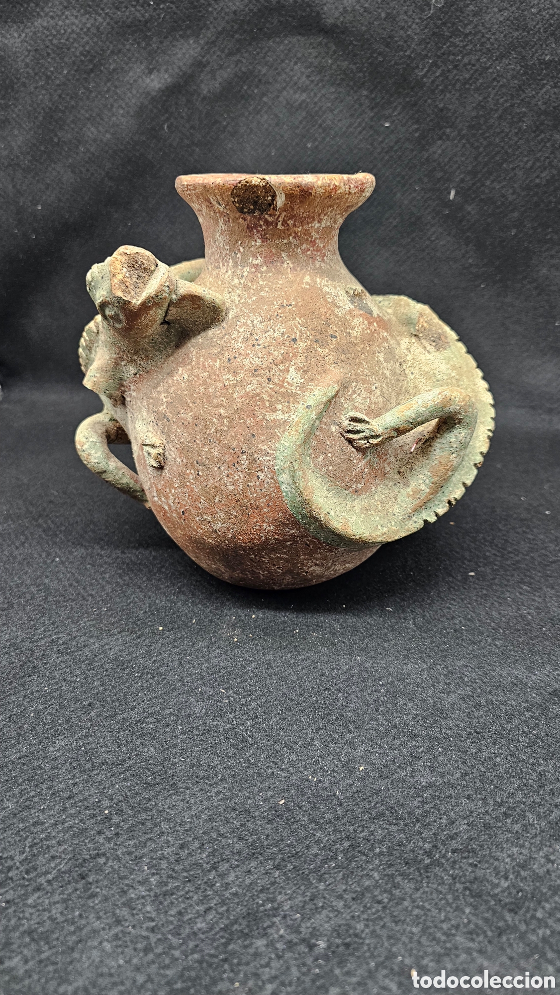 Arte: Antigua vasija de terracota