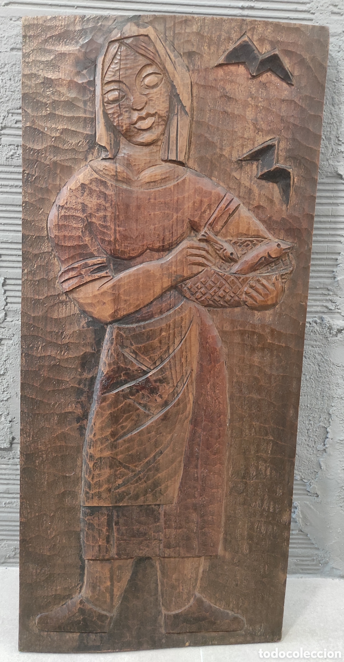 Arte: Cuadro Mujer Campesina Tallada en Madera