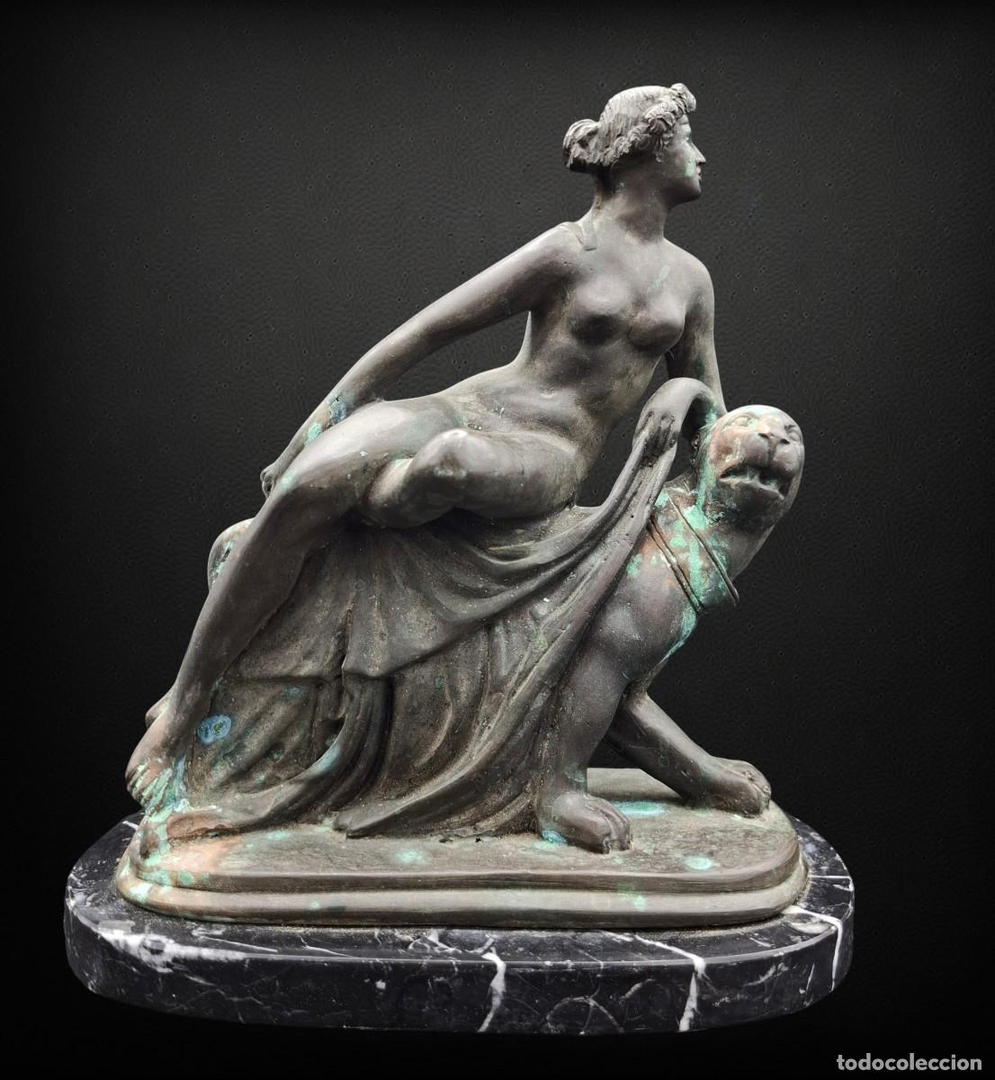 Arte: + ANTIGUA ESCULTURA EN BRONCE DE ARIADNA SOBRE LA PANTERA EN PEANA DE MARMOL