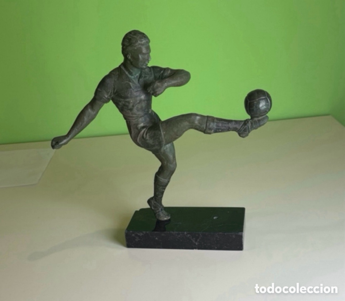 Arte: Antigua escultura futbolista Ladislao Kubala - Bronce - A&ntilde;os 50 - FC Barcelona