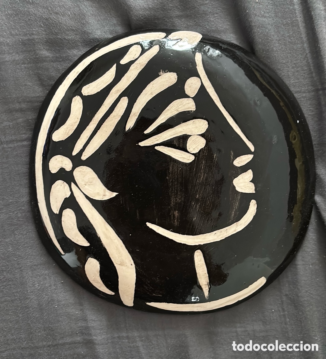 Arte: Pablo Picasso - plato cer&aacute;mico sellado - Perfil de Jacqueline