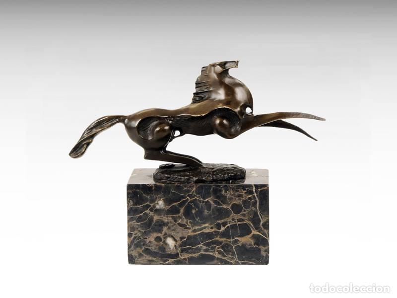 Arte: Escultura de bronce - Caballo - Art D&eacute;co (1105)