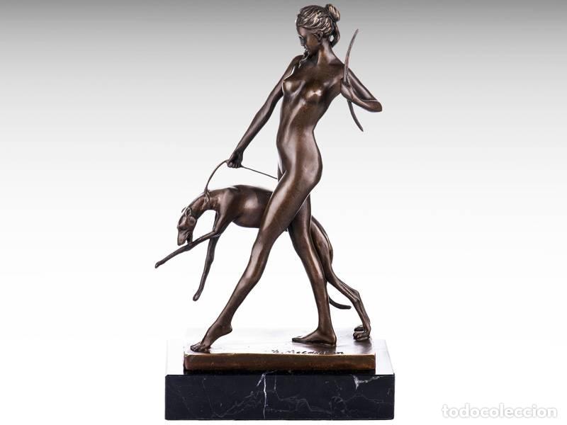 Arte: Escultura de bronce - Diana; diosa de la caza (1210)