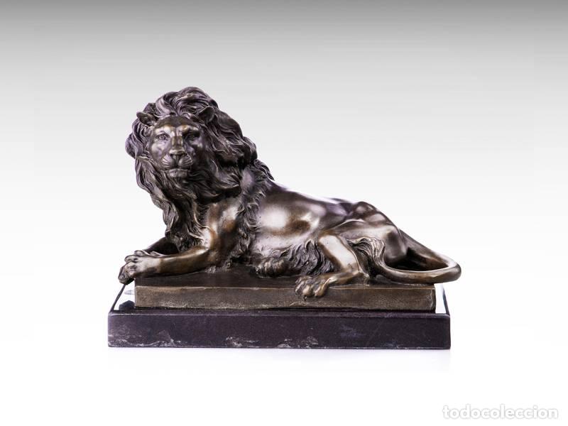 Arte: Escultura de bronce - Le&oacute;n (1243)