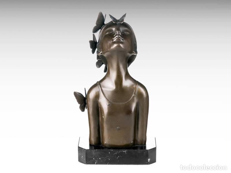 Art: Escultura de bronce - Ni&ntilde;a so&ntilde;ando con mariposas; s&iacute;mbolo de libertad (2090)