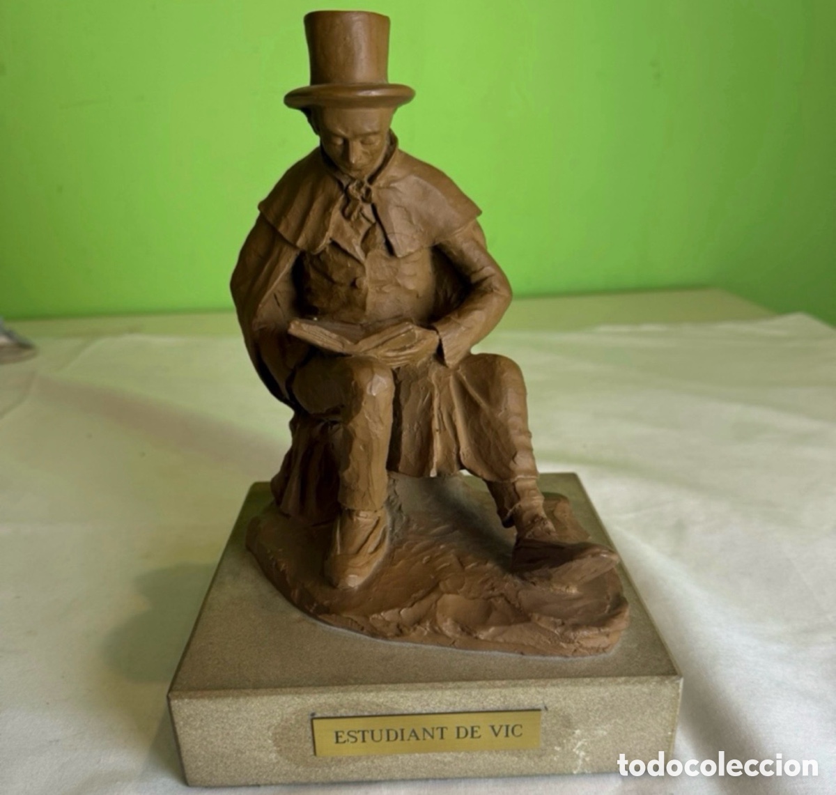 Arte: Escultura de terracota &rdquo;Estudiant de Vic&rdquo; - Firmada y certificada