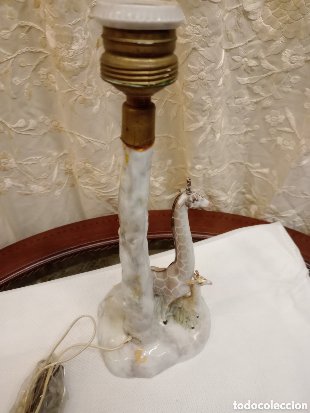 Arte: Lampara antigua de Lladro con jirafas